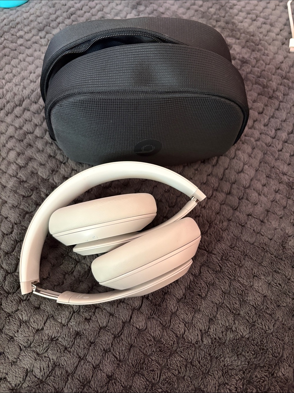 Beats by Dre Over-Ear Headphones in Cream